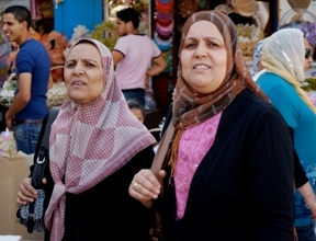 image of two Arab women at the market
